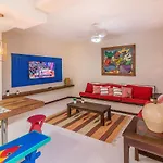Caminhe Para A Praia De Manguinhos - Casa Decorada Com Wi Fi, Ar E Espaco Gourmet